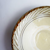 黒木昌伸窯 7寸皿(縁刷毛目 白)