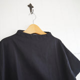 Commencement(コメンスメント)BOTTLE NECK SHORT SLEEVE TEE