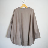 TRAVAIL MANUEL(トラバイユマニュアル)  ミディ天竺ワイドプルオーバー(221009)