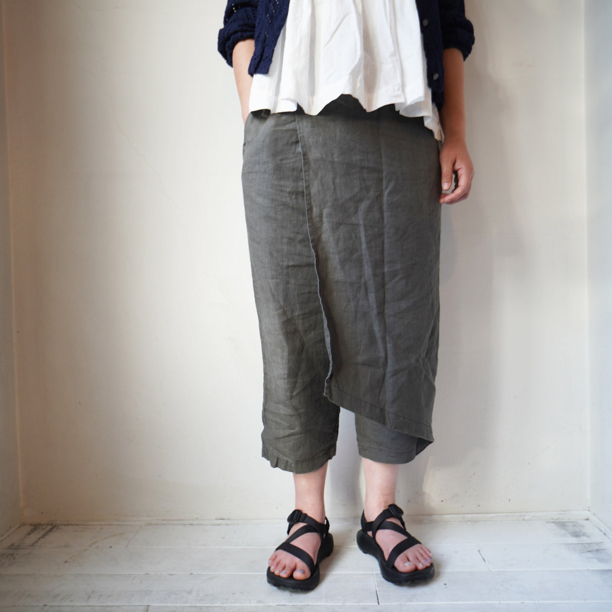 新品 TRAVAIL MANUEL リネン ポプリン フルサドル パンツ です♩ TRAVAIL MANUEL｜リネン ポプリン フルサドル パンツ 531018