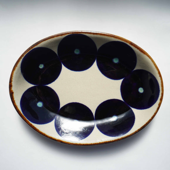 エドメ陶房　オーバル皿（青丸紋）
