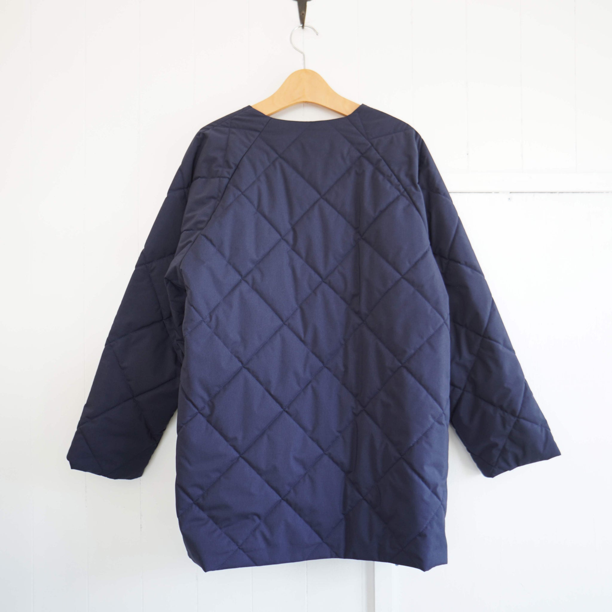 TRAVAIL MANUEL ウールコート ノーカラー ラグラン袖 黒