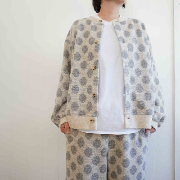 prit(プリット) 　ウールパイル　ドットジャガード　クルーネックカーディガン（P90605）