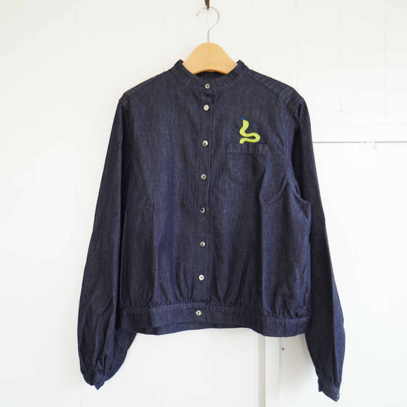 TIGRE BROCANTE(ティグルブロカンテ)　flower snake スタンドギャザーブラウス