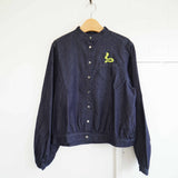 TIGRE BROCANTE(ティグルブロカンテ)　flower snake スタンドギャザーブラウス