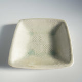 星の宮製陶　角皿　縄紋　灰釉