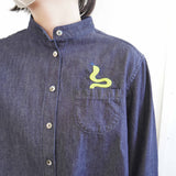 TIGRE BROCANTE(ティグルブロカンテ)　flower snake スタンドギャザーブラウス