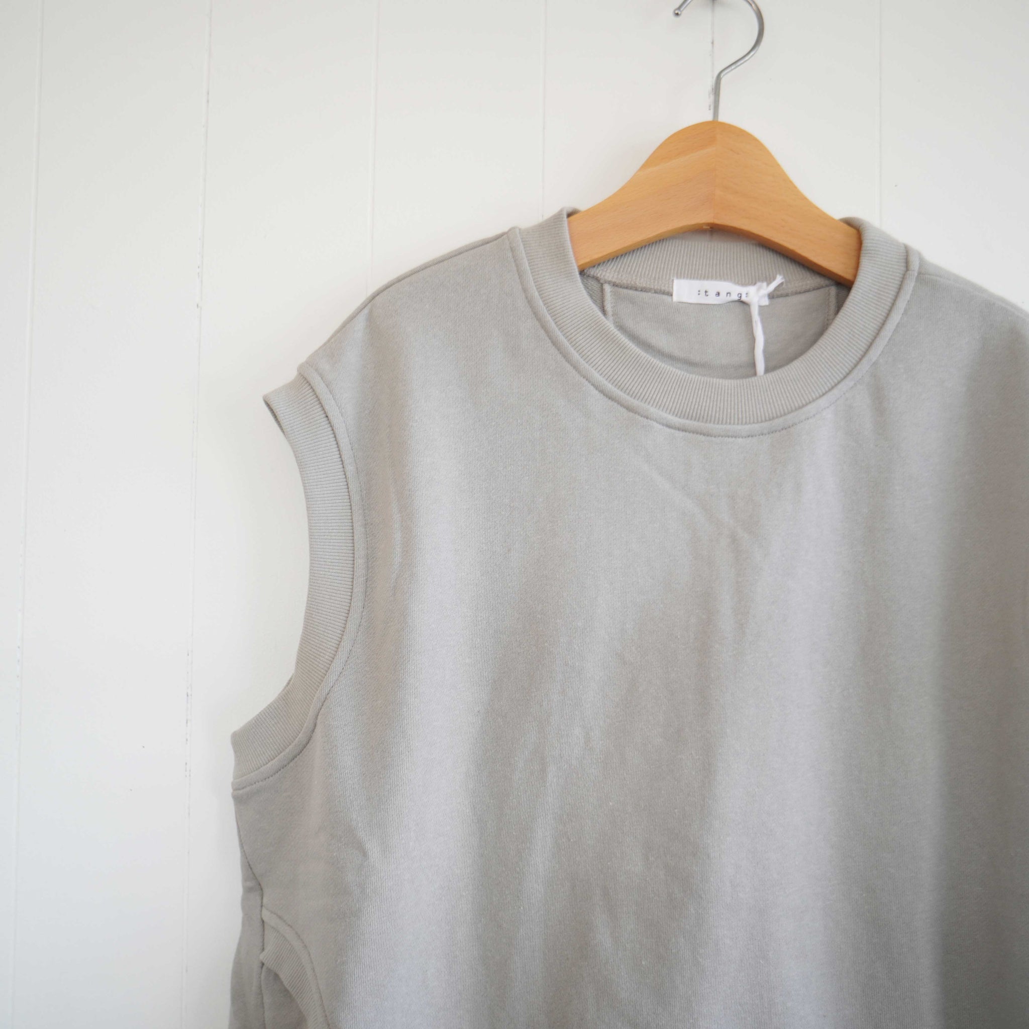 rehellinen vest 金魚ベスト リネン　作家　ベスト　タンク DAリネンベスト チャコールグレー da linen vest charcoalgrey