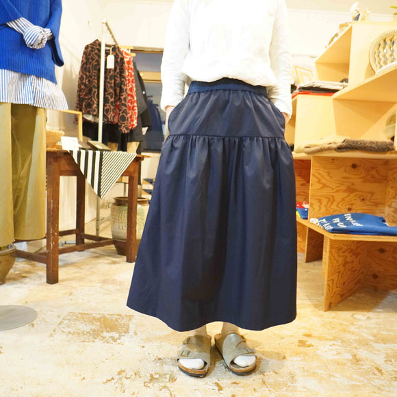 Commencement（コメンスメント）Nylon tiered skirt