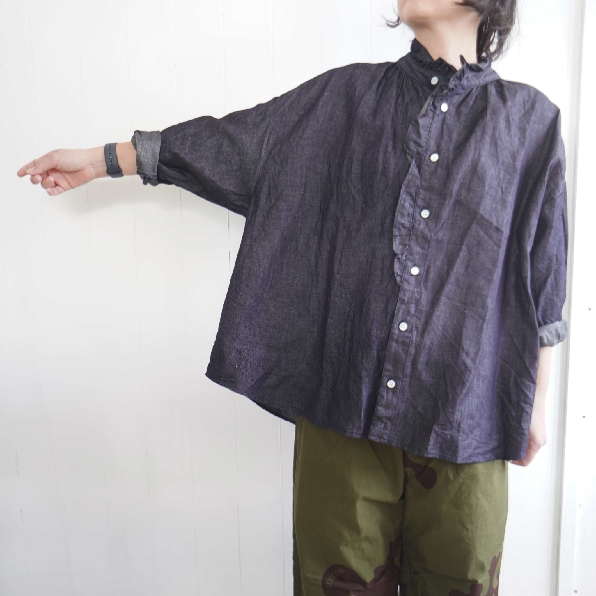 LABORATORY（ラボレイトリー） デニムフリルブラウス（LA420） – Rico