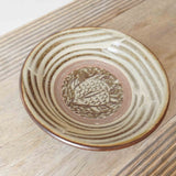 Yachimun Pottery Studio Insect Sound 7 inch plate (fish)