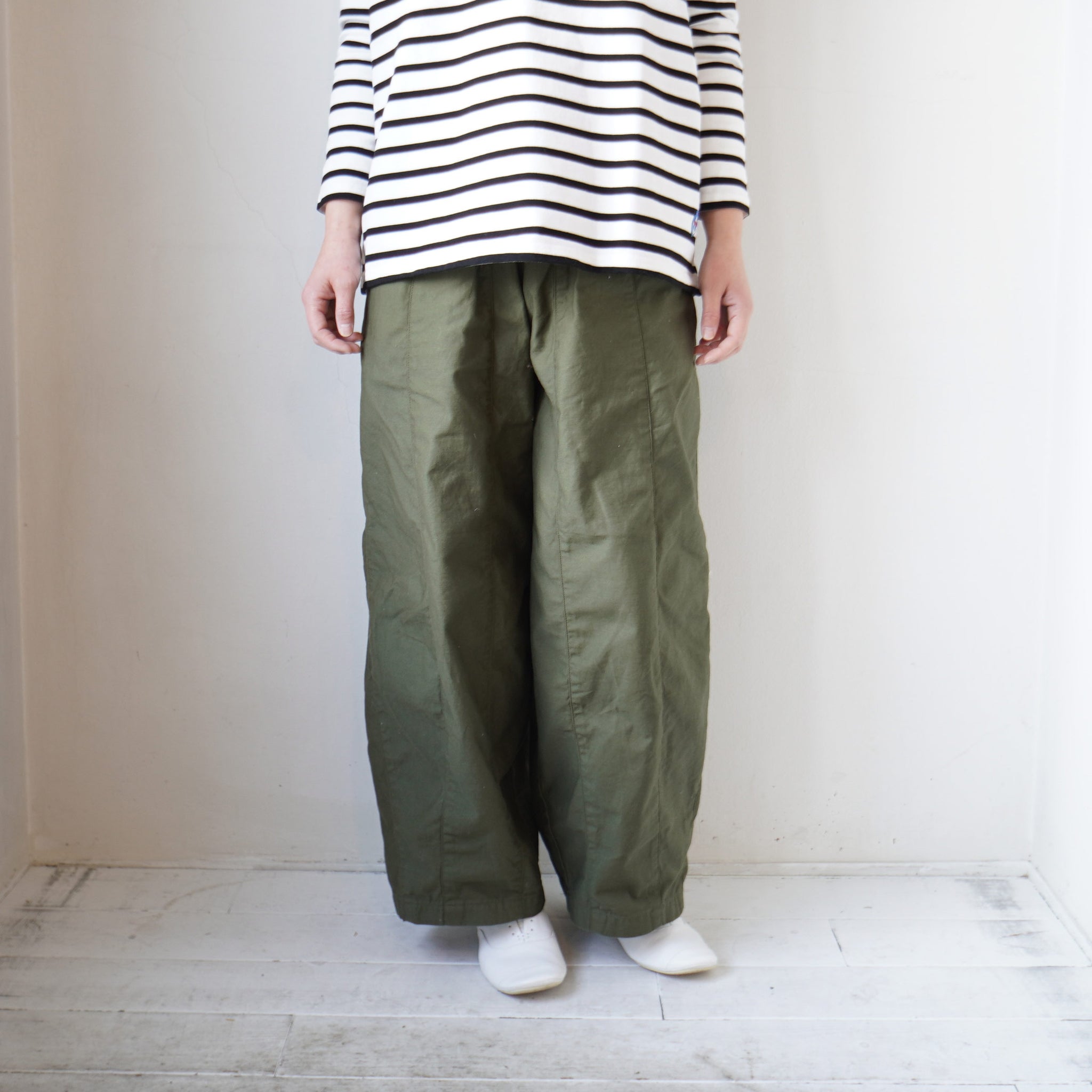 【新品未使用】SETTO パラシュートパンツ リラックスパンツ ワイドパンツ 2025年最新】SeTT パラシュートパンツの人気アイテム - メルカリ